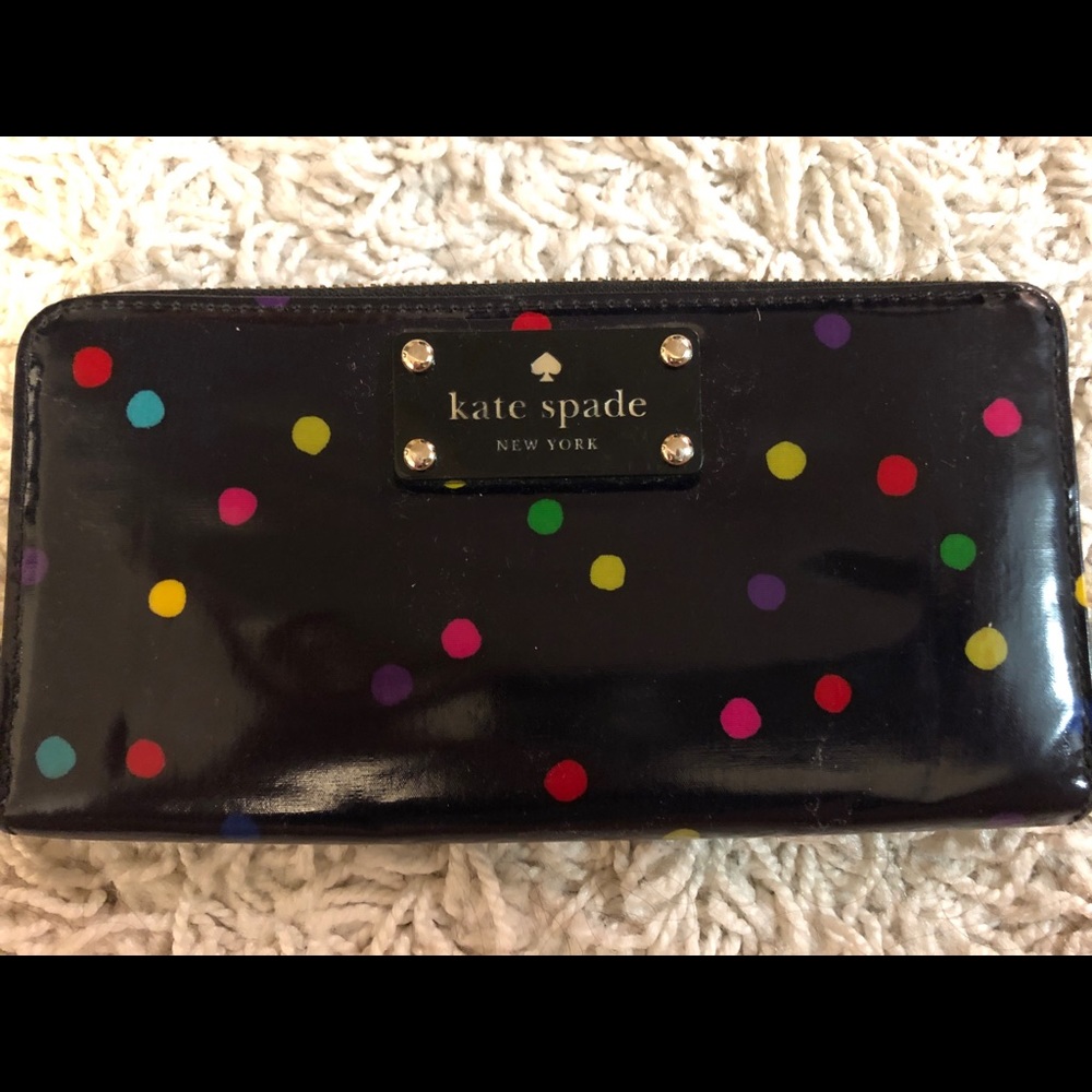 Cute Kate spade wallet!